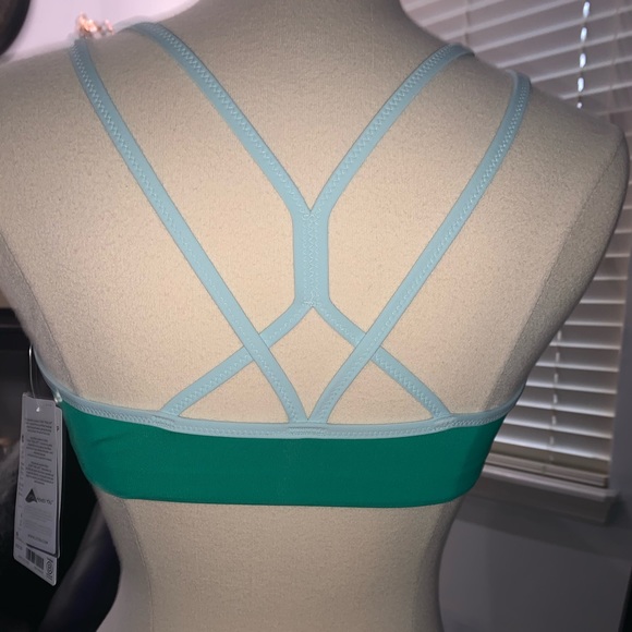 NEW Athleta Universal Cross Swim Top - Picture 2 of 4